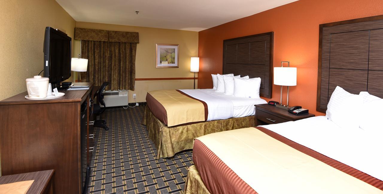 Best Western Zachary Inn Exterior photo